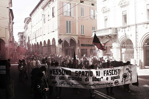 Bologna Antifascista, corteo Chiudiamo Casapound 2014 (foto Flavia Sistilli)