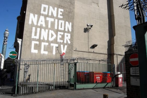 One nation under cctv - opera di Bansky - foto da flickr @oogiboig