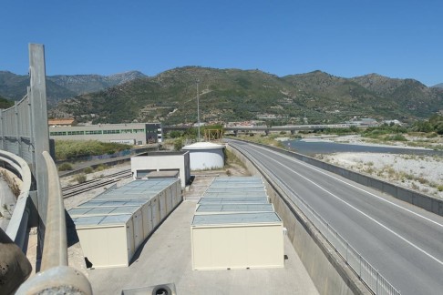 Centro temporaneo prima assitenza (foto No Border Ventimiglia)