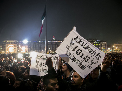 Manifestazione a Città del Messico per i desaparecidos di Ayotzinapa, settembre 2014 - © Giulia Iacolutti