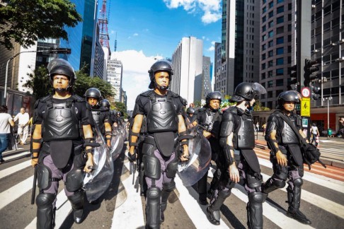Polizia brasiliana (foto Midia Ninja)