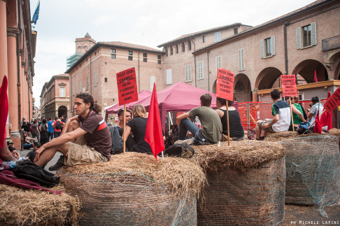 Barricate piazza Verdi - foto © Michele Lapini