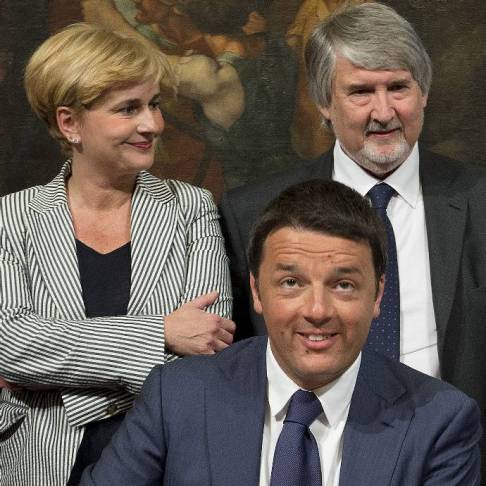 Renzi con ministri Guidi e Poletti (foto Palazzo Chigi)