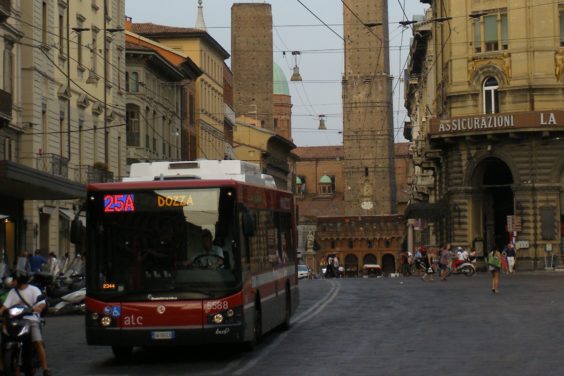 Bus Tper 25 (foto Andrzej Otrębski da Wikimedia Commons)