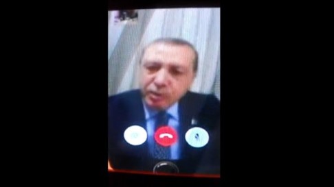 La videotelefonata di Erdogan durante il tentativo di golpe