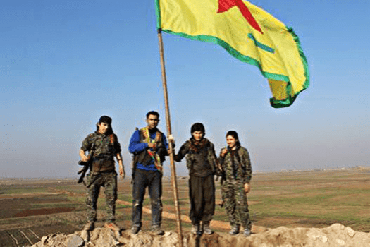 Kobane, combattenti YPJ/YPG (fb Rojava Breaking News)