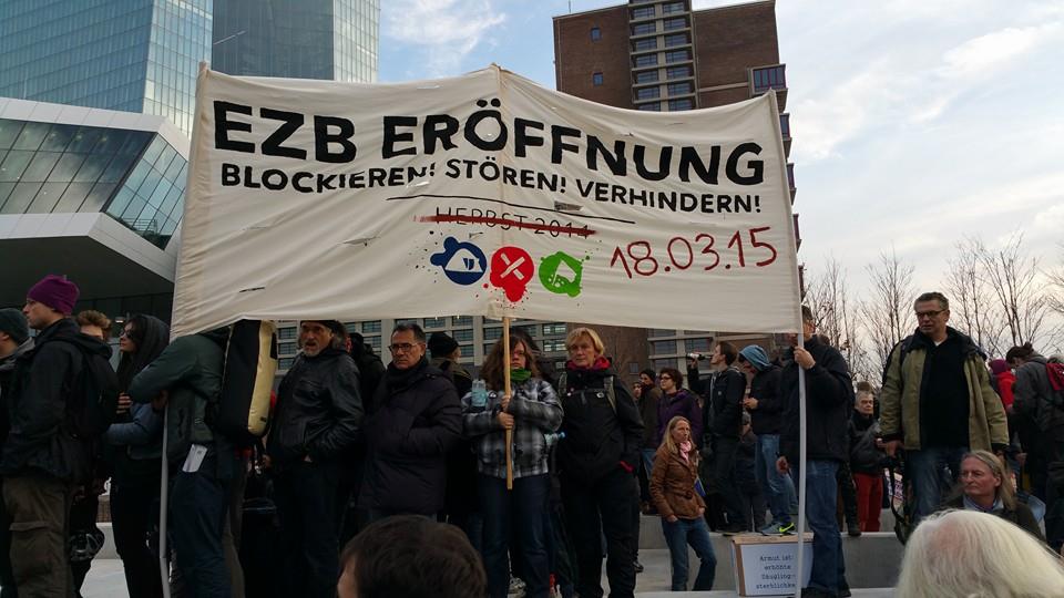 Blockupy (foto da fb Frankfurt am Main auf die Strasse)