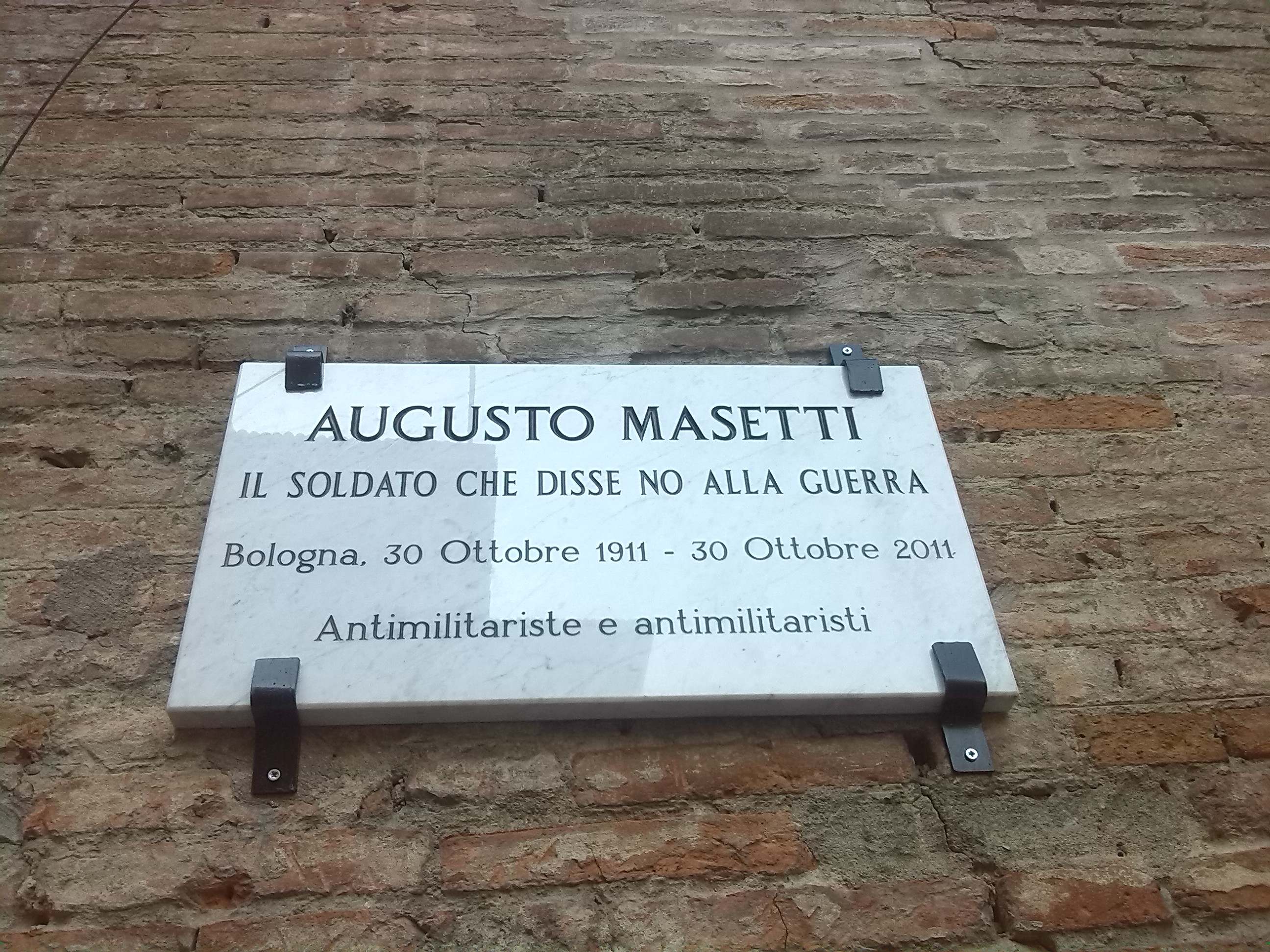 Targa per Augusto Masetti (foto Berneri)
