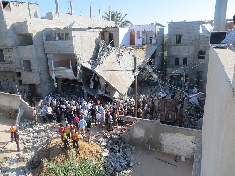 Abitazione colpita da bombardamenti a Gaza (foto Muhammad Sabah)